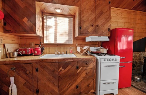 Sugarloaf Casa | Charming Mountain Getaway