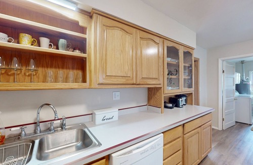 Fort Garland Casa | Charming Mountain Retreat with Stunning Views and Cozy Living Room