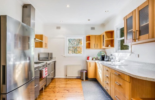 Blackheath Casa | Charming Moutain Cottage -Pet Friendly