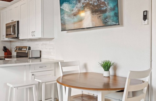 Naples Villa | Charming Naples Retreat – Your Perfect Getaway!