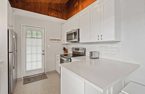Naples Villa | Charming Naples Retreat – Your Perfect Getaway!