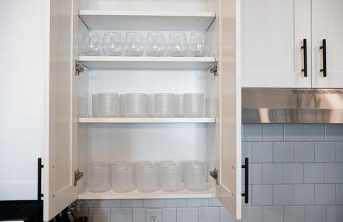 Athens Apartamento | Charming, New Apt, Pool, Long Stays