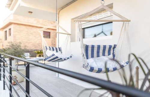 Segur de Calafell Casa | Charming New Beachside House up to 8 Beds!