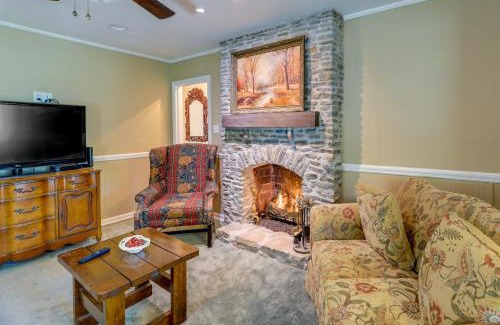 New Bern Casa | Charming New Bern Cottage with Grill and Fire Pit!