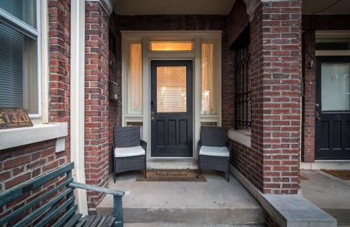 Downtown Little Rock Apartamento | Charming New Orleans-Style Apartment with Gated Courtyard!