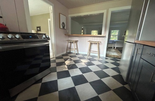 Cornwall-on-Hudson Casa | Charming newly renovated 2-bedroom house in the village of Cornwall-on-Hudson