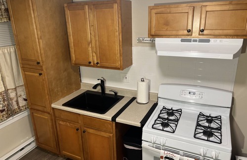 Meriden Apartamento | Charming Newly Remodeled 1 Bdr