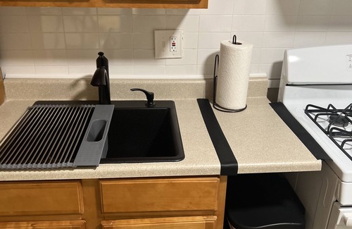 Meriden Apartamento | Charming Newly Remodeled 1 Bdr