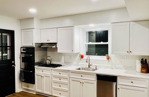 Seminary Hill Casa | Charming Newly renovated LuxHouse 3BR 1.5BA Backyard PetFriendly Great Location