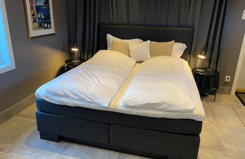 Sandefjord Casa | Charming Guesthouse Close to City Center and Hiking Area