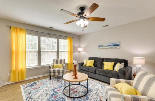 North Charleston Casa | Charming North Charleston Townhome - Pets Welcome!