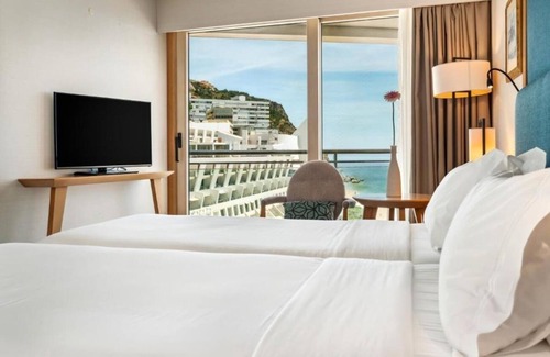 Santiago Hotel | Charming Oceanfront Retreat w/Balcony Views of Sesimbra’s Shores
