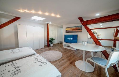 Sudenburg Apartamento | Charming old building for 2