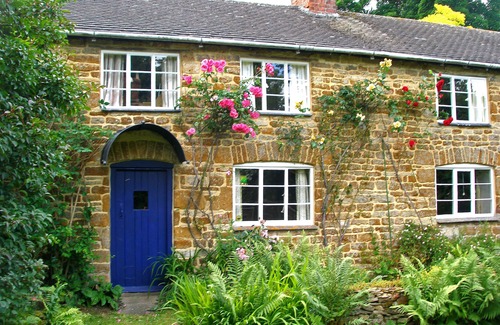 Whichford Cabaña | Charming old world cottage on fringe of Cotswolds