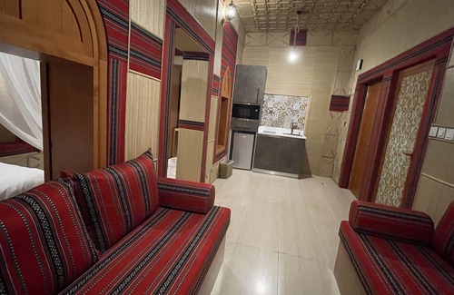 Muttrah Casa | Charming Omani Historical House in Mutrah