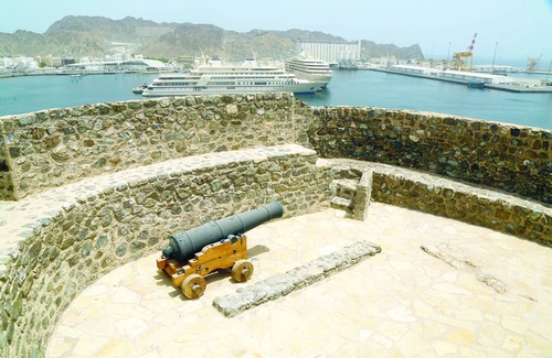 Muttrah Casa | Charming Omani Historical House in Mutrah