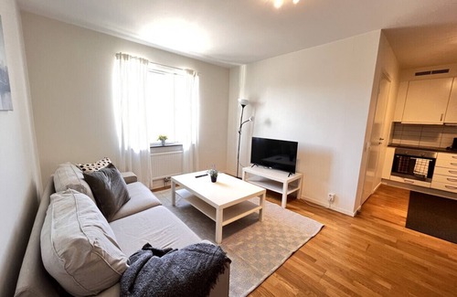 Lidingo Apartamento | Charming one bed room apartment