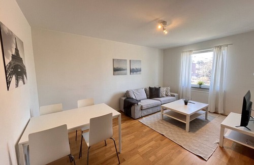 Lidingo Apartamento | Charming one bed room apartment