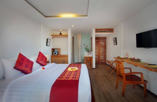 Melayang Complejo | Encantador apartamento de una habitación cerca de Ubud con una piscina de borde infinito compartida