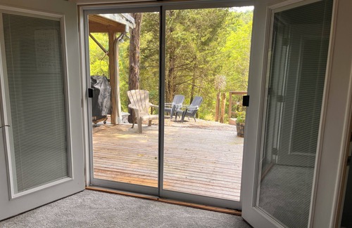 Foster Cabaña | Charming one bedroom cottage on Kincaid Lake