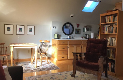 Arcata Cabaña | Cottage con Encanto de un dormitorio. zona tranquila y exclusiva. Ubicacion conveniente.