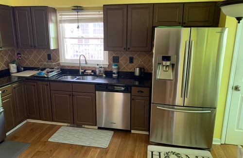 Cary Casa | Charming one bedroom in quiet community with amenities!