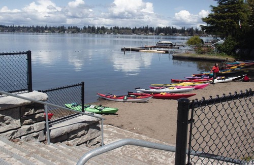 Tillicum Casa | Charming one bedroom near Amazon, JBLM, and American lake