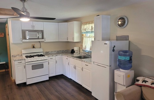 Stewartstown Cabina | Charming one room cabin with direct ATV and Snowmobile trail access