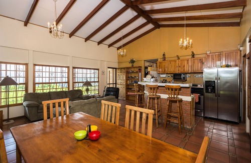 San Antonio Cabaña | Cottage privada Casa con espectacular de la montaña y vistas a la ciudad