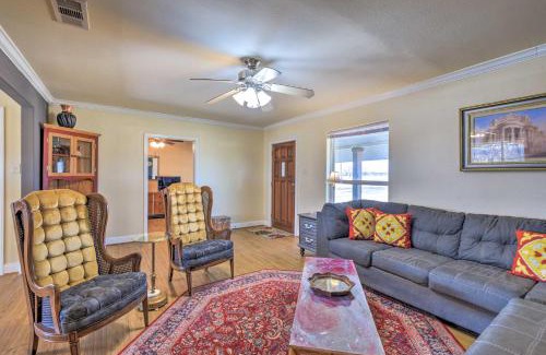 Ellis County Casa | Charming Palmer Family Home on 5 Acres!