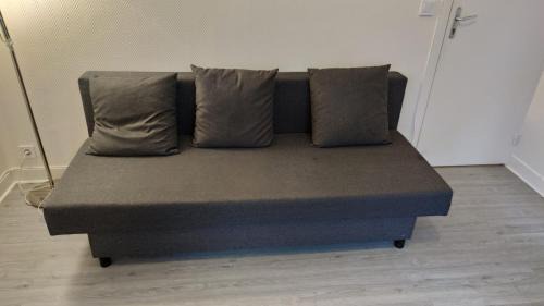 Louis Bertrand-Mirabeau-Semard Apartamento | Charming Parisian studio!