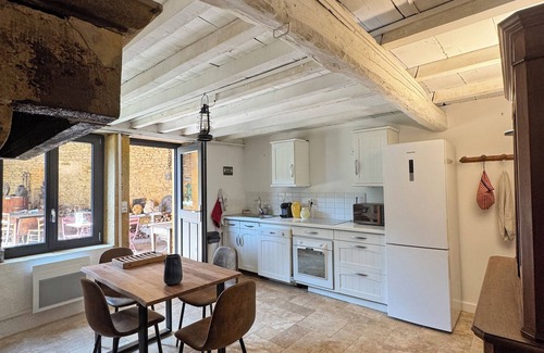 Les Echets Casa | Charming, peaceful cocoon in the Beaujolais region