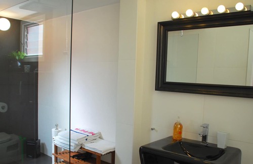 Sant Gervasi — la Bonanova Apartamento | Ático con Encanto Barcelona Cerca del Centro Terraza Privada Estancia mínima 32 noches