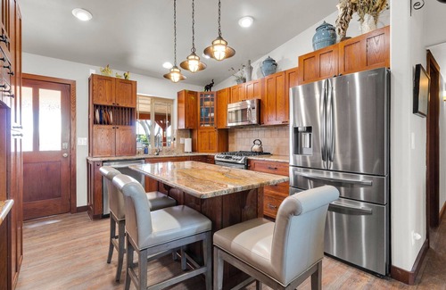 Gilbert Casa | Charming, Pet-friendly, 3-bedroom home in Gilbert with AC, WiFi, pool, hot tub