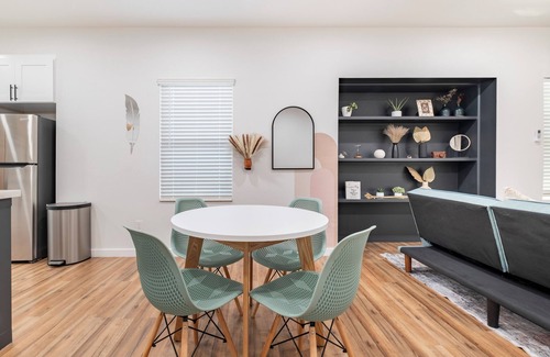 Downtown Riverside Casa | Charming Pet Friendly 3-BR Home in Downtown Riverside, Perfect for Monthly Stays