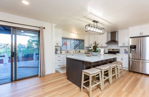 Rohnert Park Casa | Charming Petaluma Retreat: Golf Course&Winery View