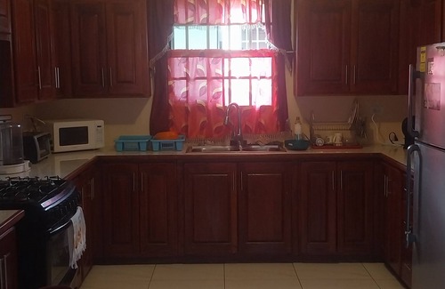 Piarco Casa | Charming Piarco Home With Garden View