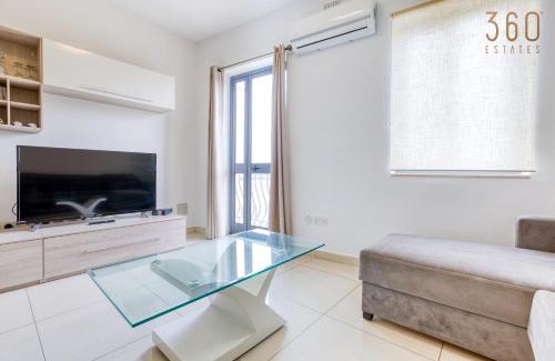 Pieta Apartamento | Charming Pietà 2BR Apartment with Private Balcony by 360 Estates