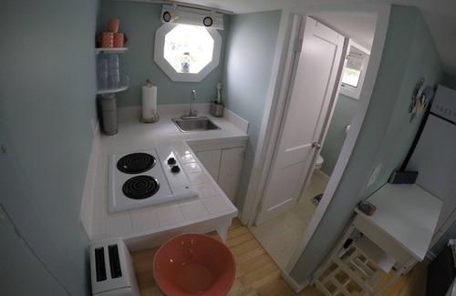 Pine Point Apartamento | Encantador Pine Point OOB Beach Cottage Tiny House, a pasos de la playa