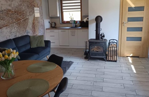 Czernichow Cabaña | Charming 1-bedroom cottage in amazing Międzybrodzie Bialskie with beautiful view