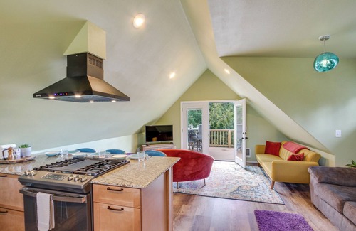 Port Angeles Apartamento | Charming Port Angeles Studio w/ Deck & Views!