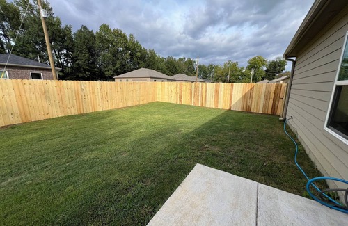 Beebe Casa | Charming private 1-bedroom with privacy fence backyard shared bathroom