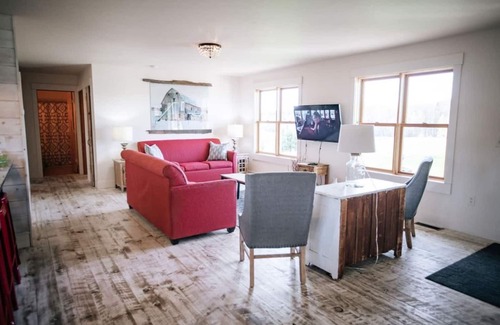Sand Creek Casa | Charming & Private 2 BR Country Getaway