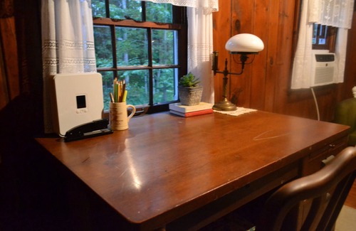 Bryans Road Cabaña | Charming Private Cottage Getaway
