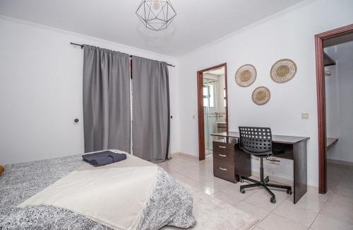 Faro Casa | Charming Private Rooms in an Apartment A2 Penha - Faro