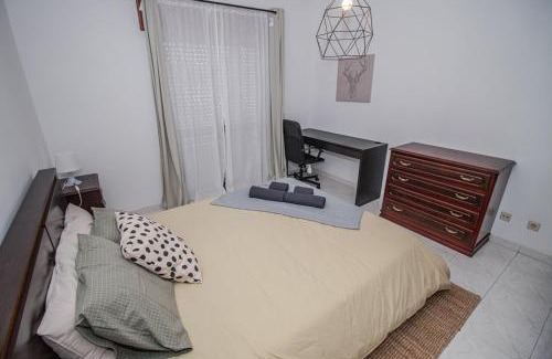 Faro Apartamento | Charming Private Rooms in an Apartment A1 Penha - Faro