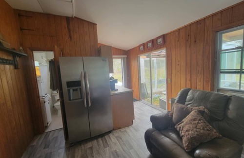 Fellowship Apartamento | Charming Private Studio on Quiet Horse Farm – 12 Minutes from WEC Ocala, FL.