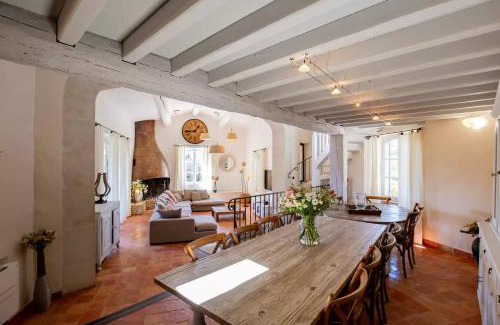 Bonnieux Casa | Charming Provencal country house in the heart of the Luberon Mountains