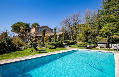 Bonnieux Casa | Charming Provencal country house in the heart of the Luberon Mountains