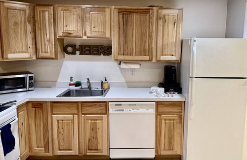 Provo Casa | Charming Provo Home close to BYU and Utah Lake